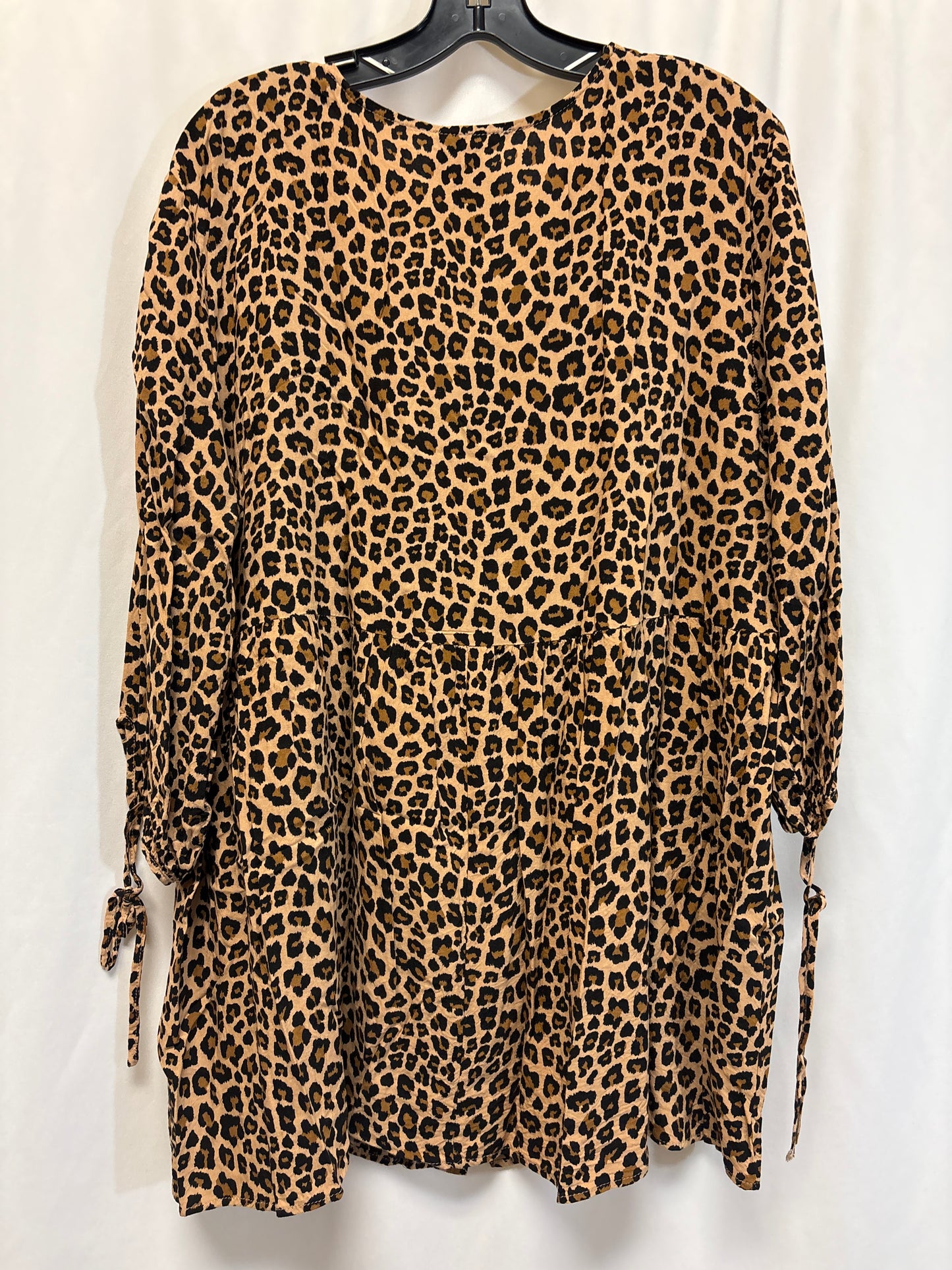 Top Long Sleeve By Entro In Animal Print, Size: 2x