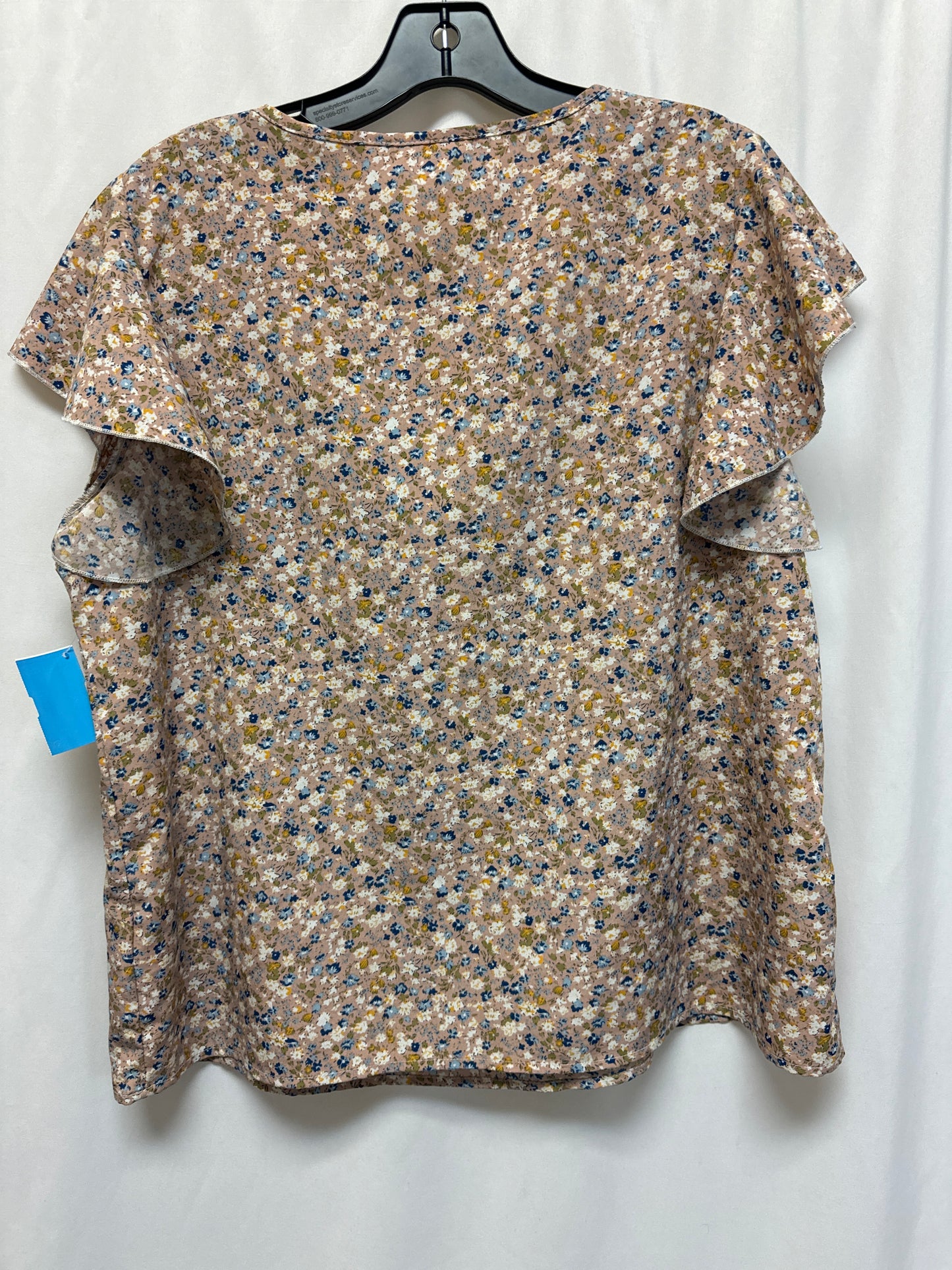 Top Short Sleeve By Cmf In Beige, Size: Xl