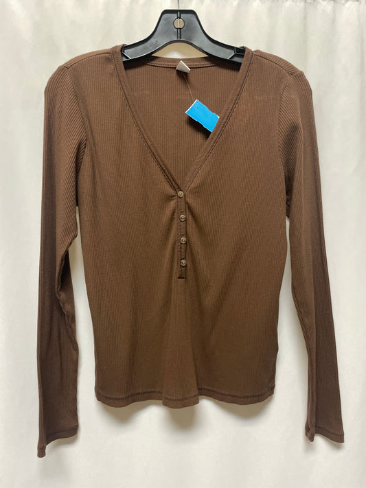 Top Long Sleeve By Old Navy In Brown, Size: M