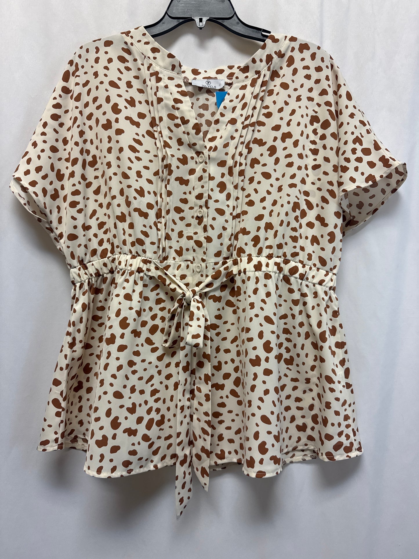 Top Short Sleeve By Clothes Mentor In Beige, Size: Xl