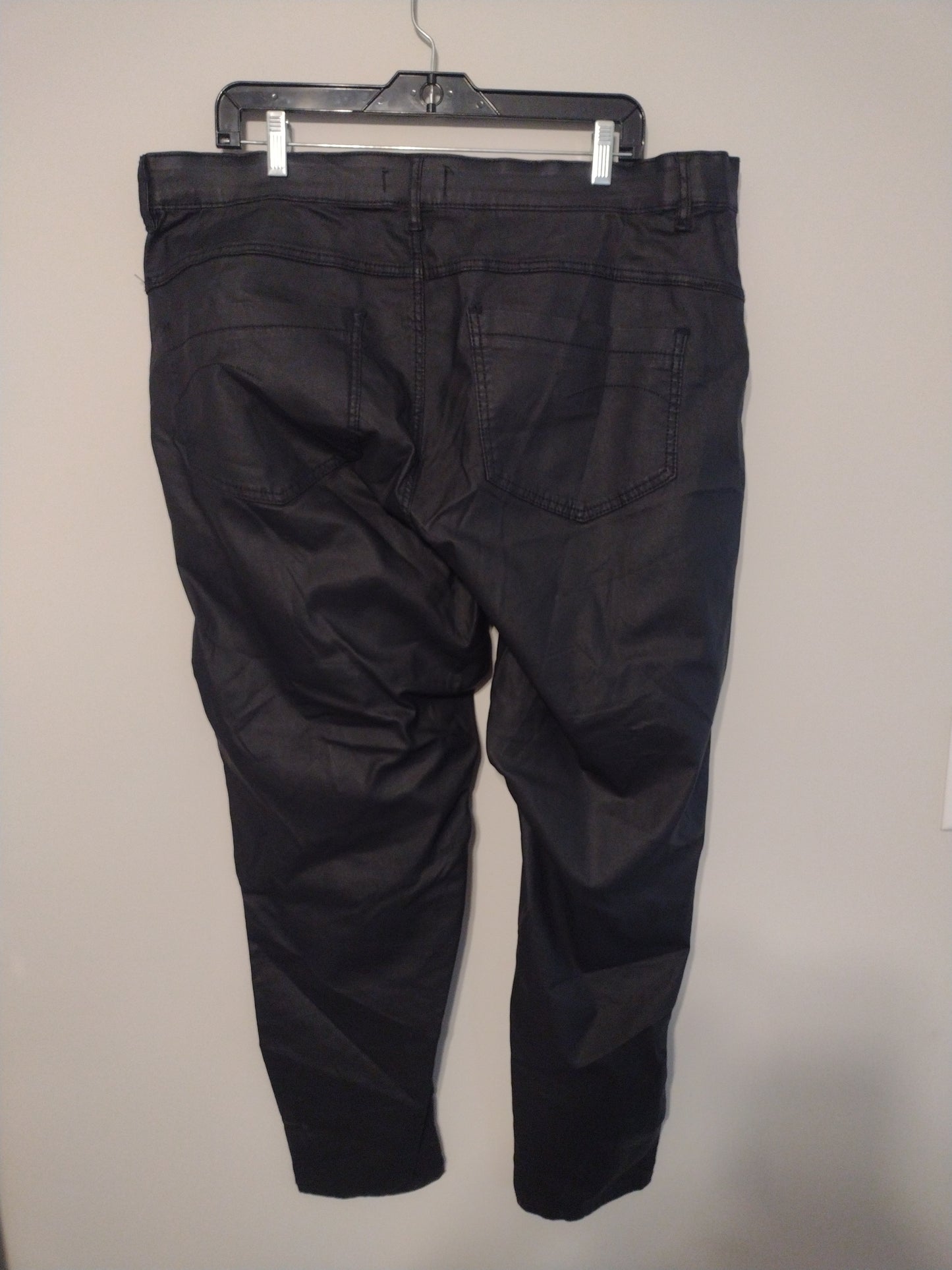 Pants Ankle By Clothes Mentor  Size: 1x