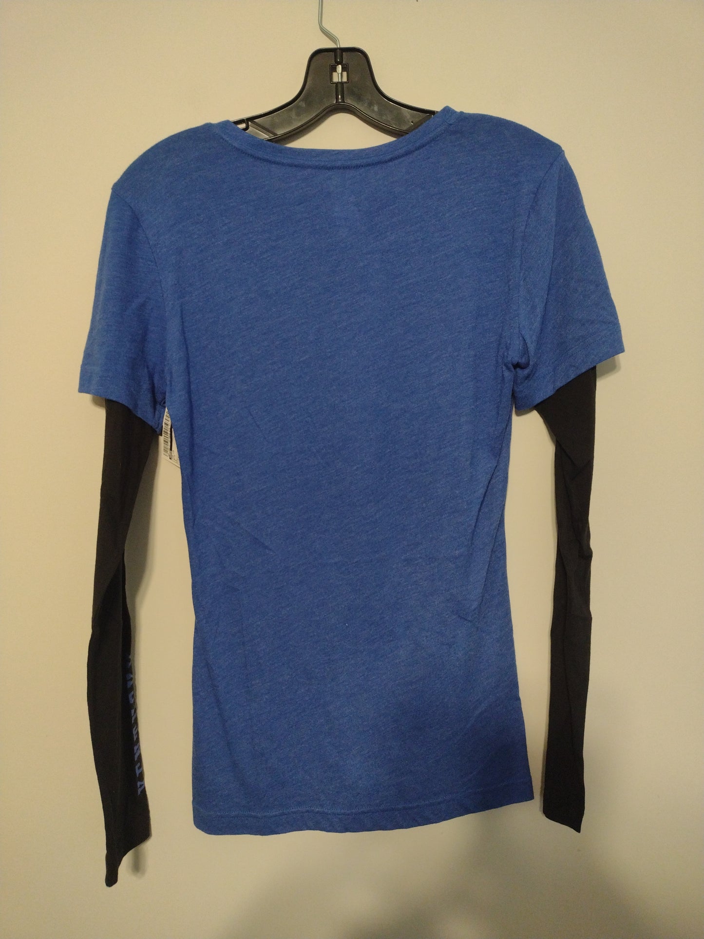 Top Long Sleeve By Nike  Size: S