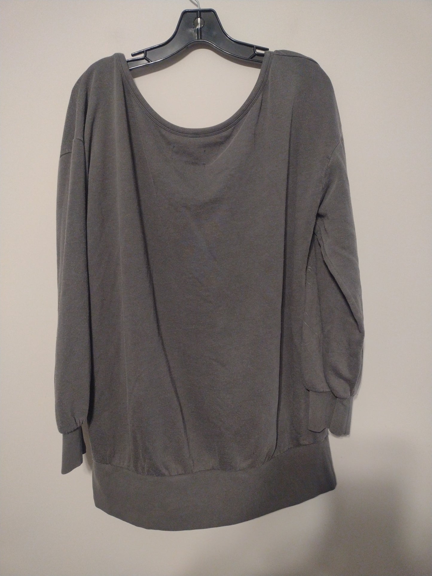 Top Long Sleeve By Victorias Secret  Size: L