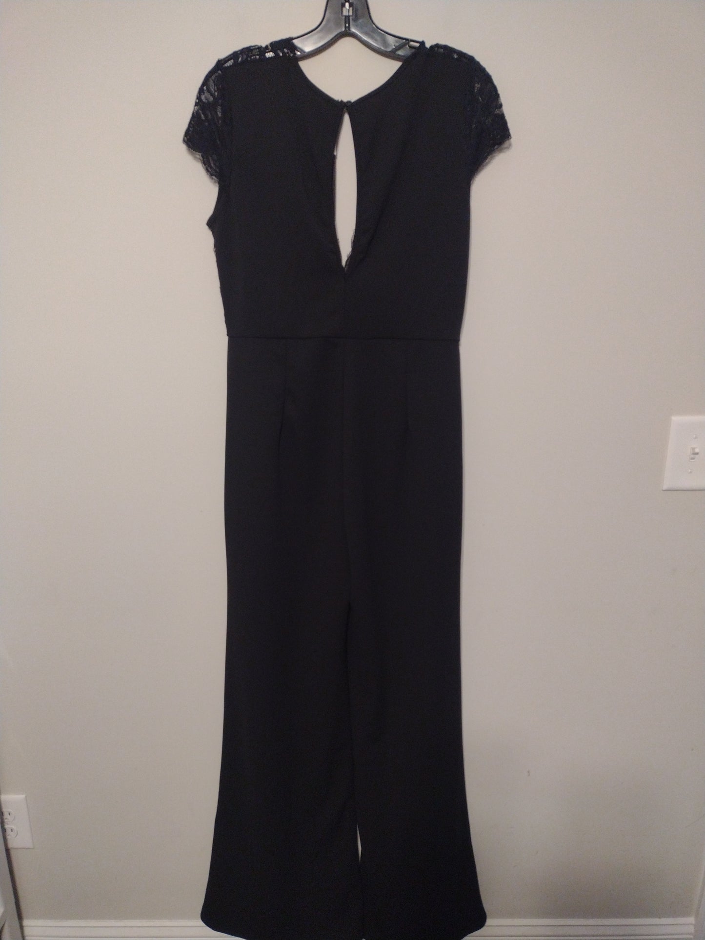 Jumpsuit By Fashion Nova  Size: Xl