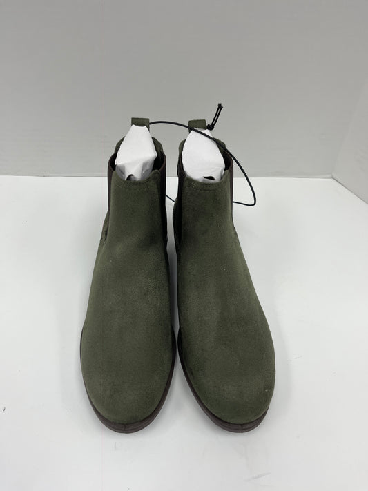 Boots Ankle Flats By Clothes Mentor  Size: 8.5