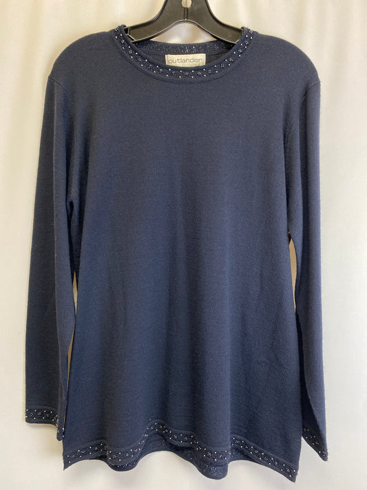 Sweater By Clothes Mentor  Size: M