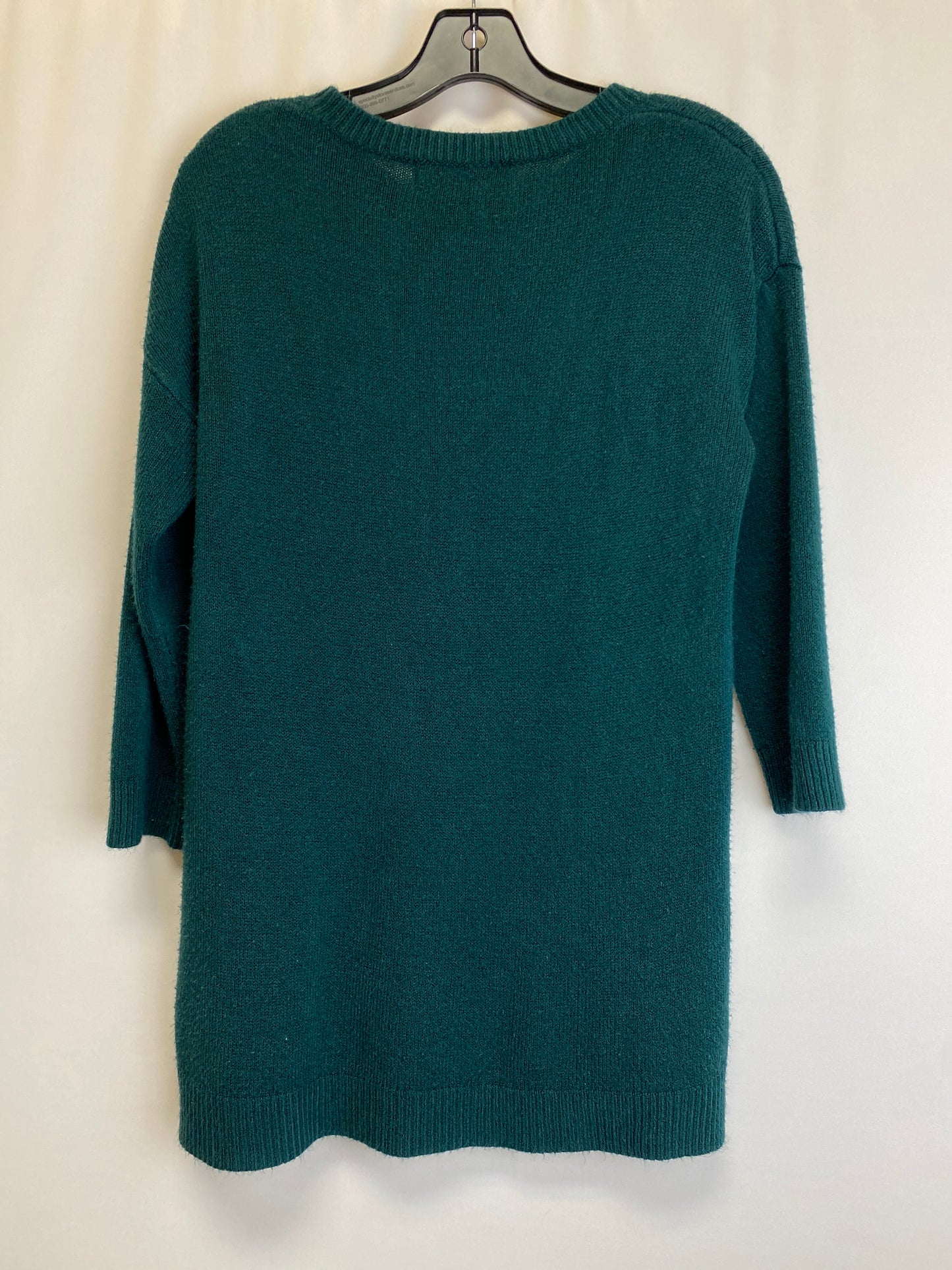 Sweater By Forever 21  Size: M