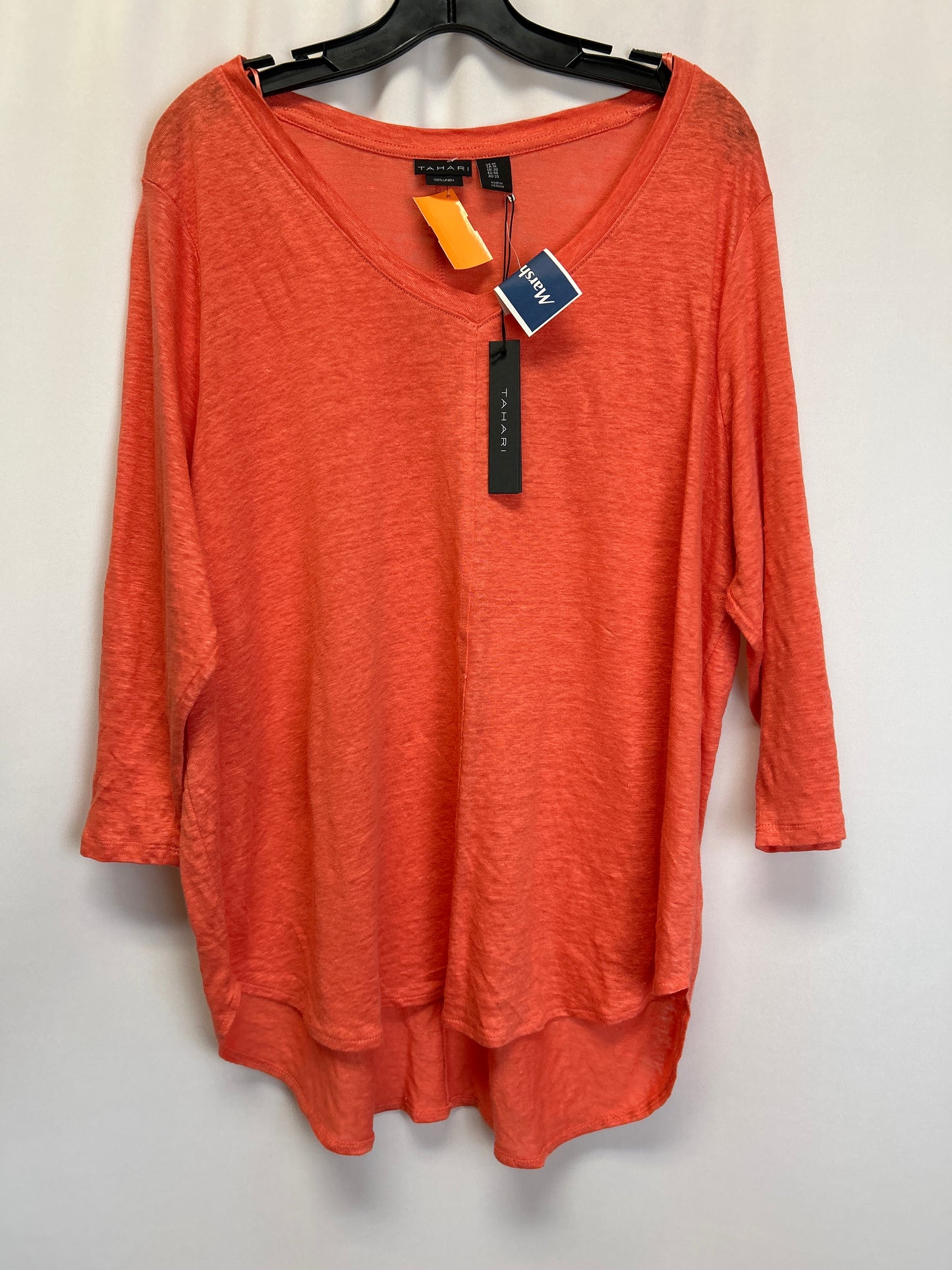 Top 3/4 Sleeve By Tahari  Size: 1x