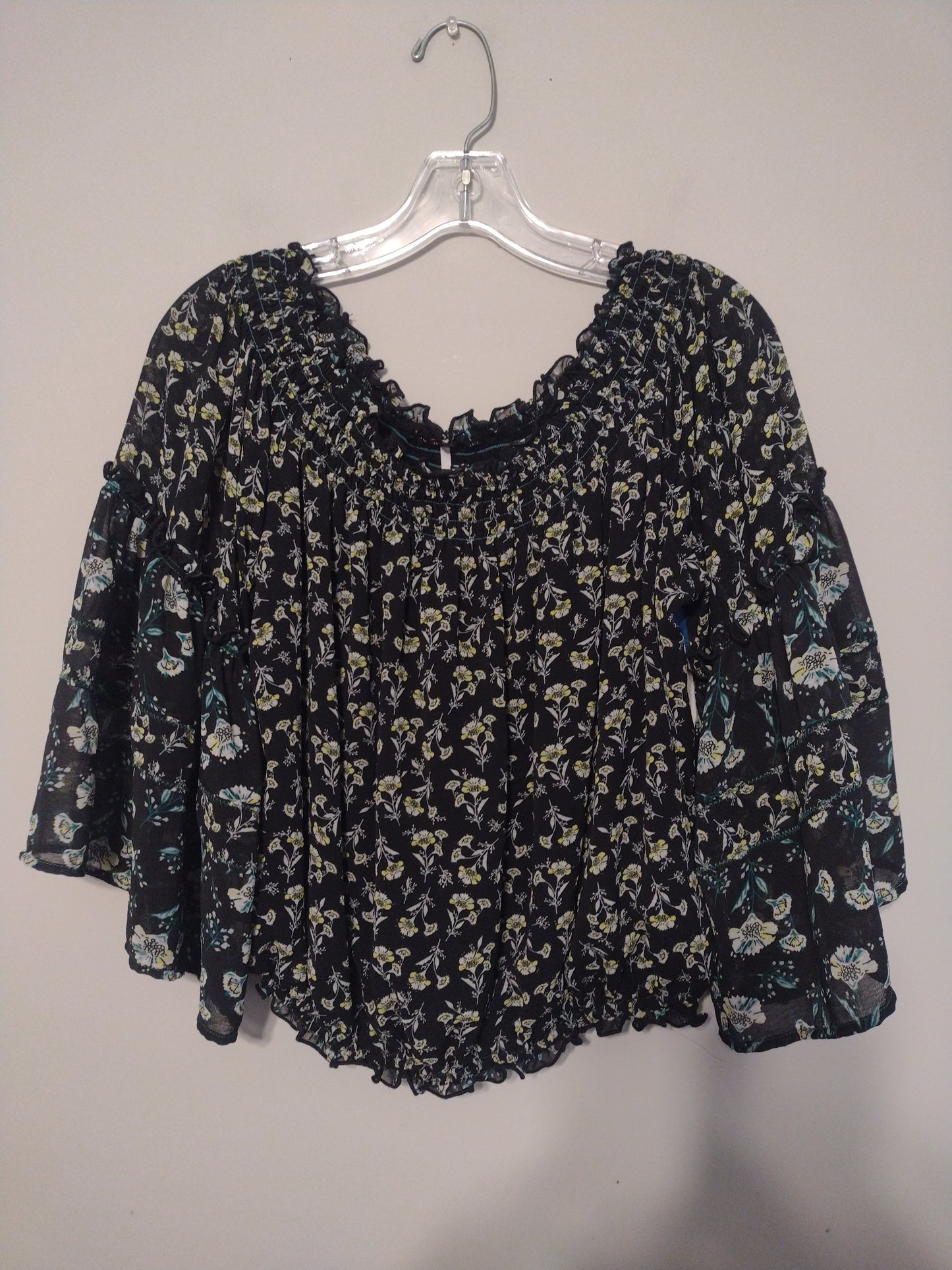 Top Long Sleeve By Free People  Size: Xs