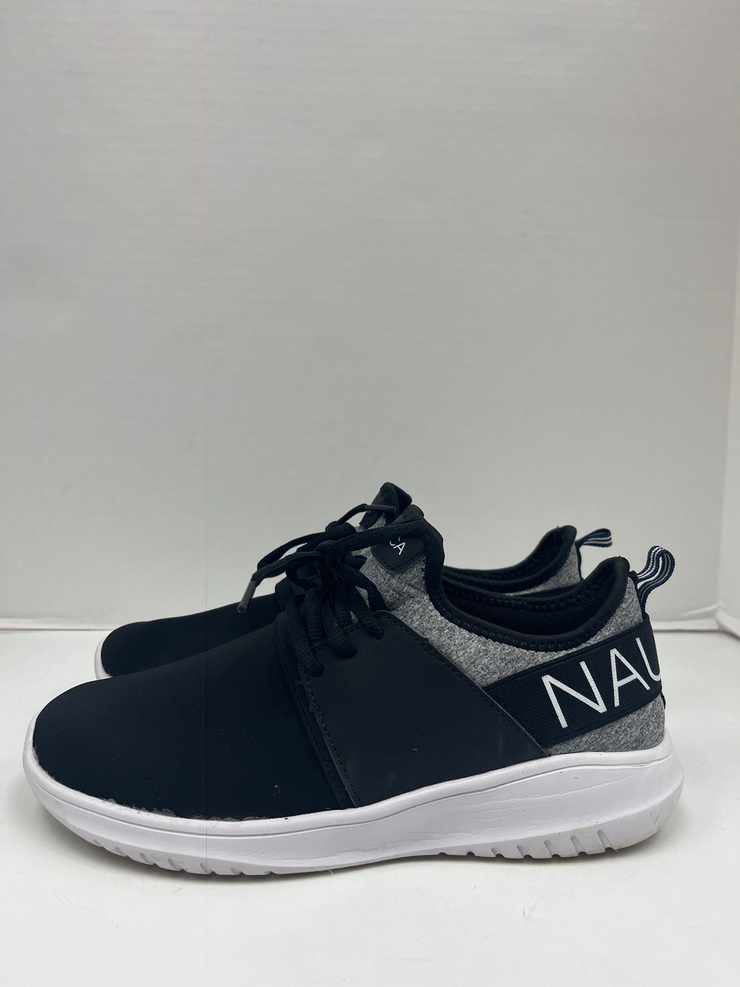 Shoes Athletic By Nautica  Size: 8