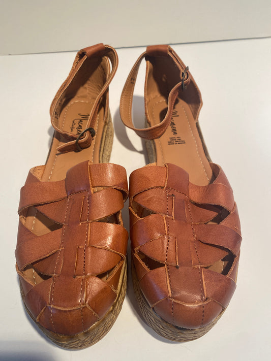 Sandals Flats By Clothes Mentor  Size: 10