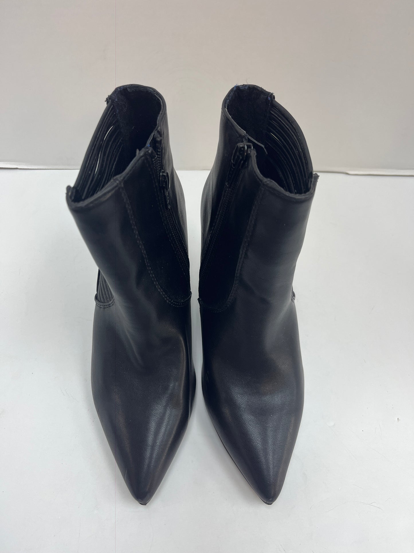 Boots Ankle Heels By Simply Vera  Size: 6