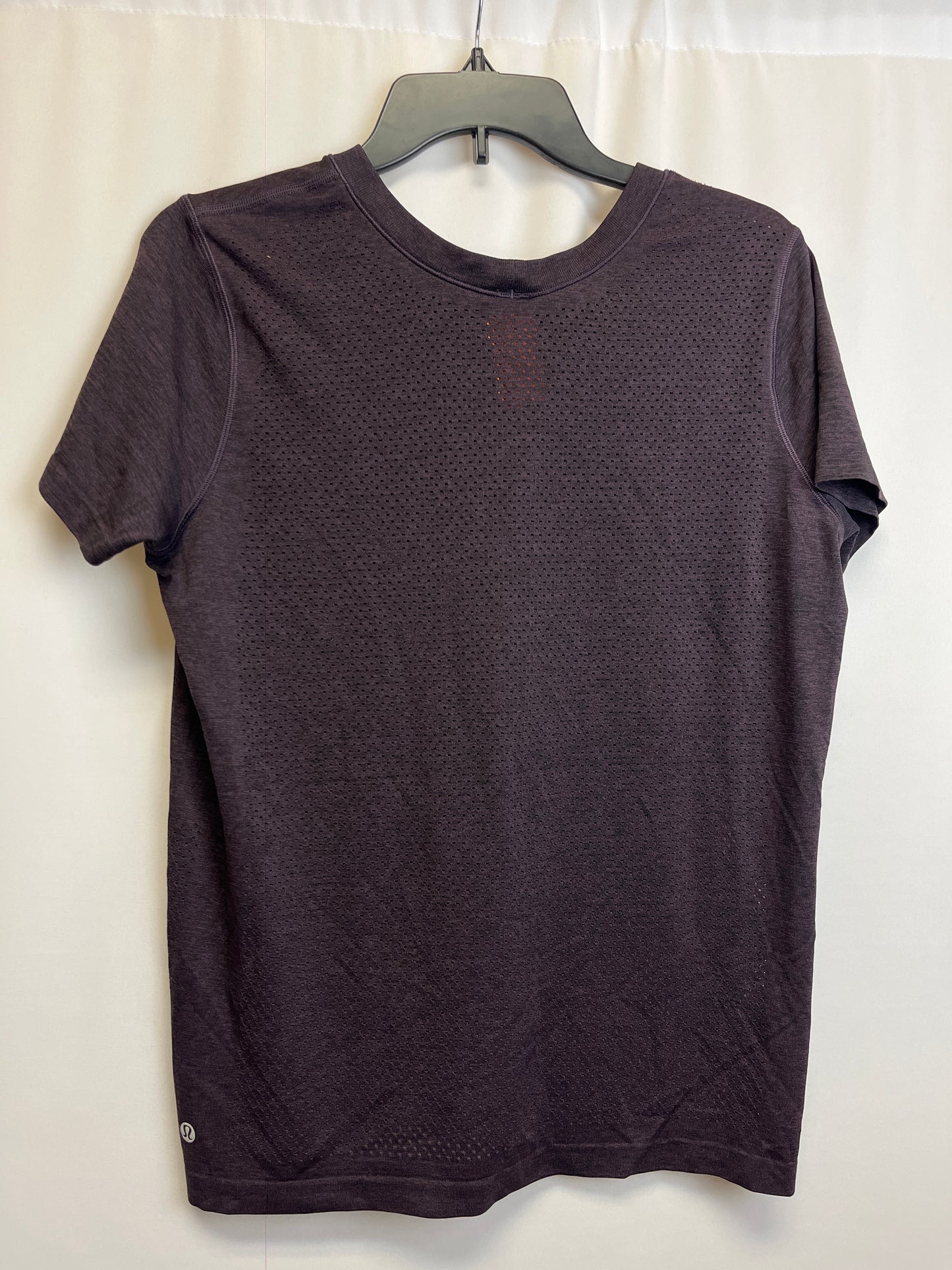 Athletic Top Short Sleeve By Lululemon  Size: M